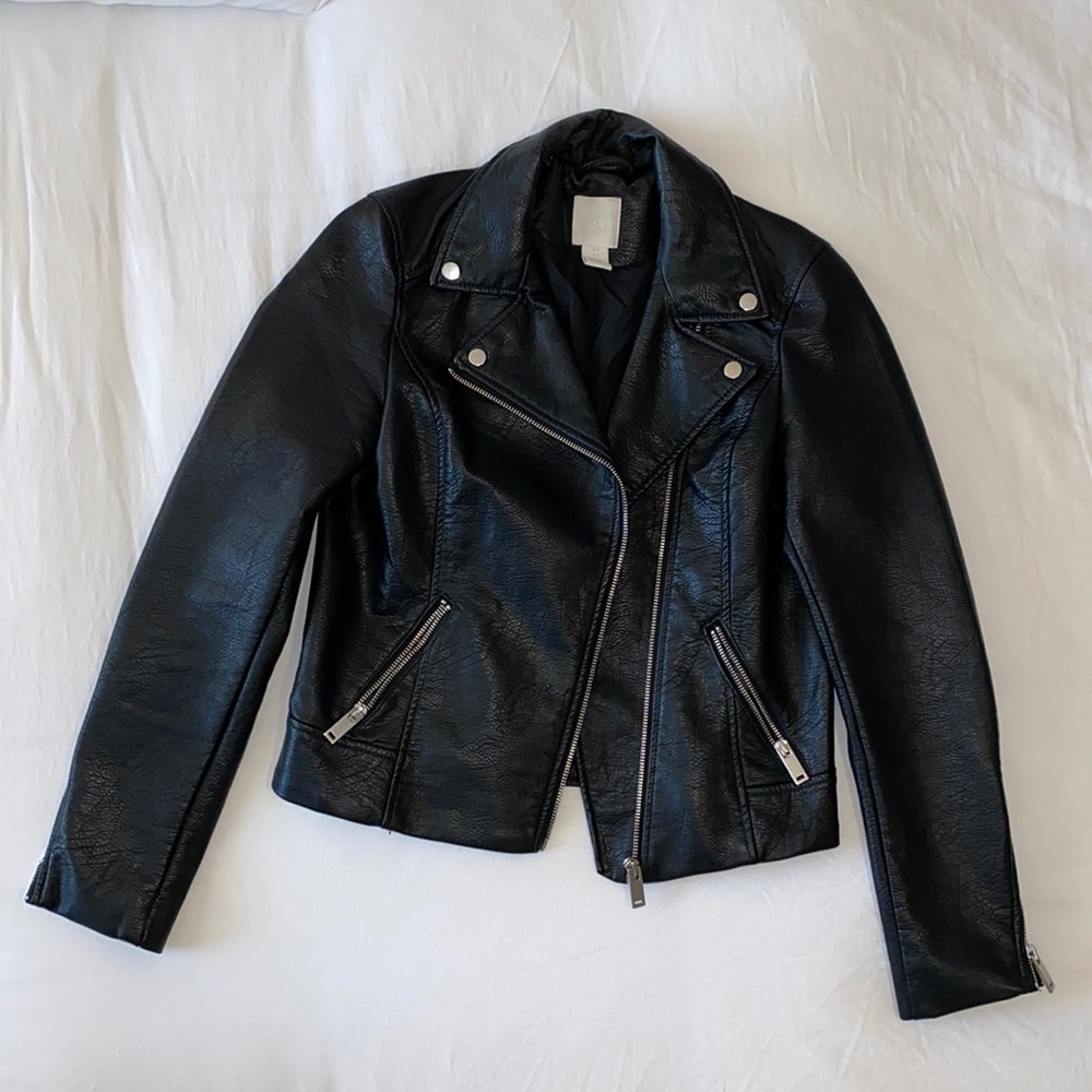 H&M black faux leather motorcycle jacket Sz 2
